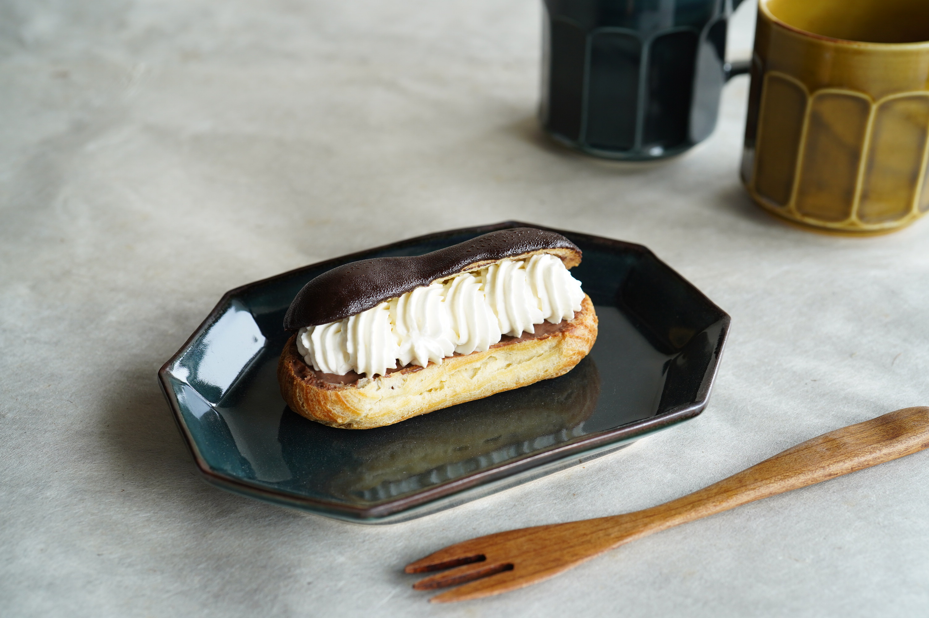 阿部春弥 牡丹文豆皿